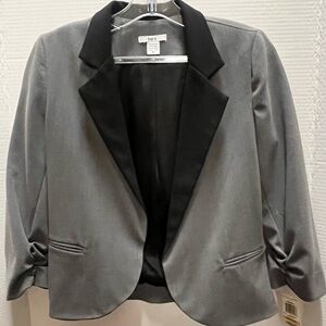 Bar III Women's Two-Tone Gray and Black Blazer